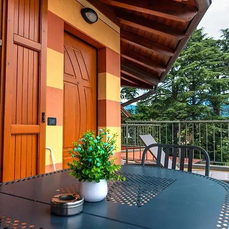 Casa Di Argo Vista *